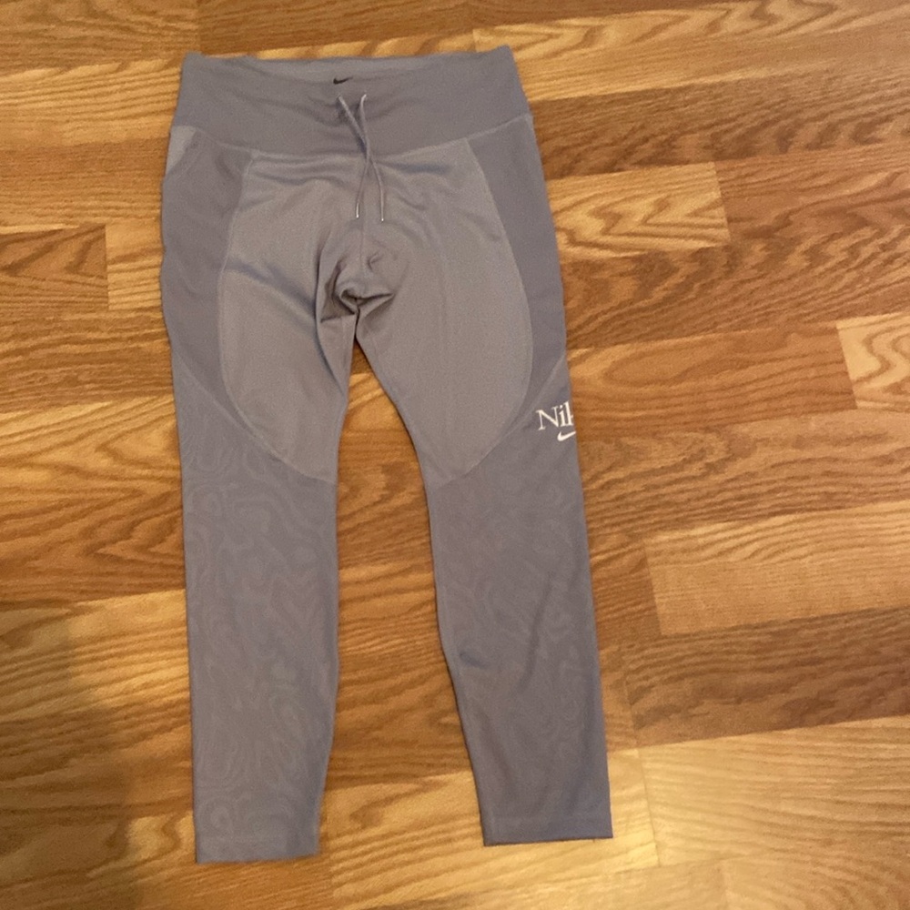 Women’s large Nike leggings